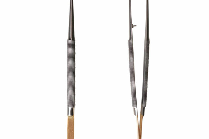 Pinza microchirurgica TC retta