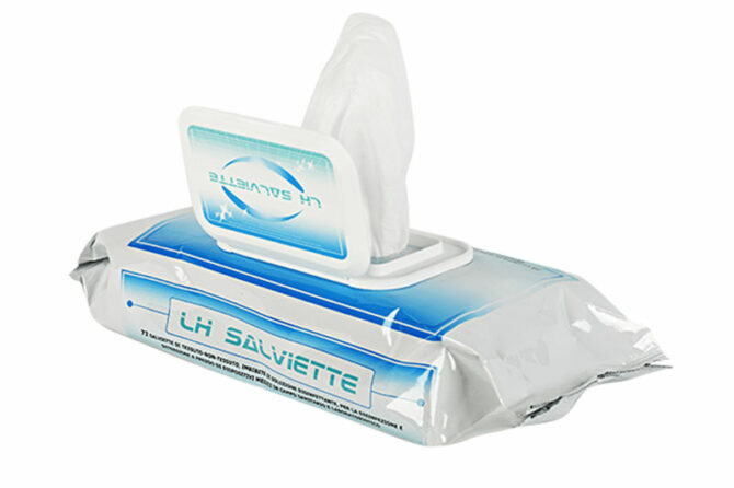 Salviette disinfettanti in TNT