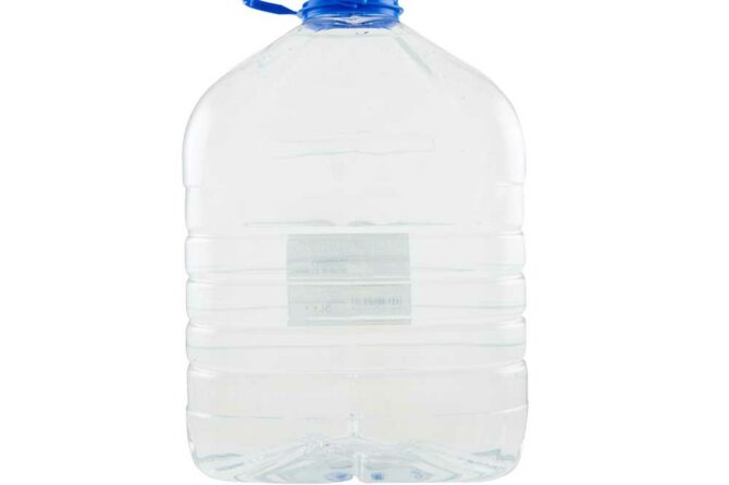Acqua demineralizzata